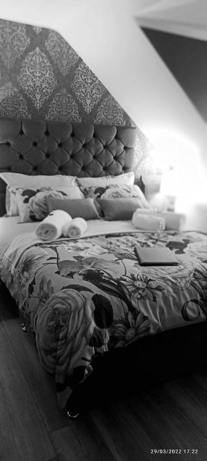 Outlander Boutique B&B King Cruden Bay Ngoại thất bức ảnh